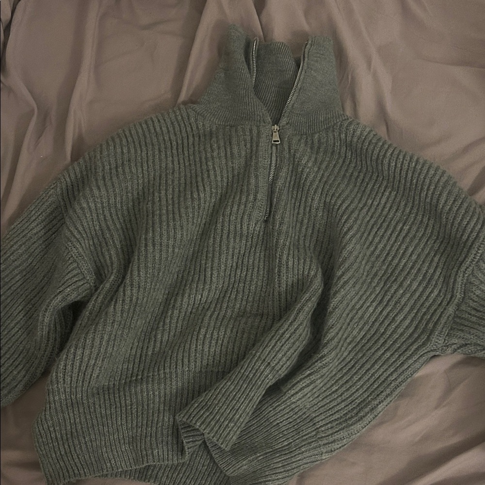 Charcoal Ribbed Turtleneck Sweater